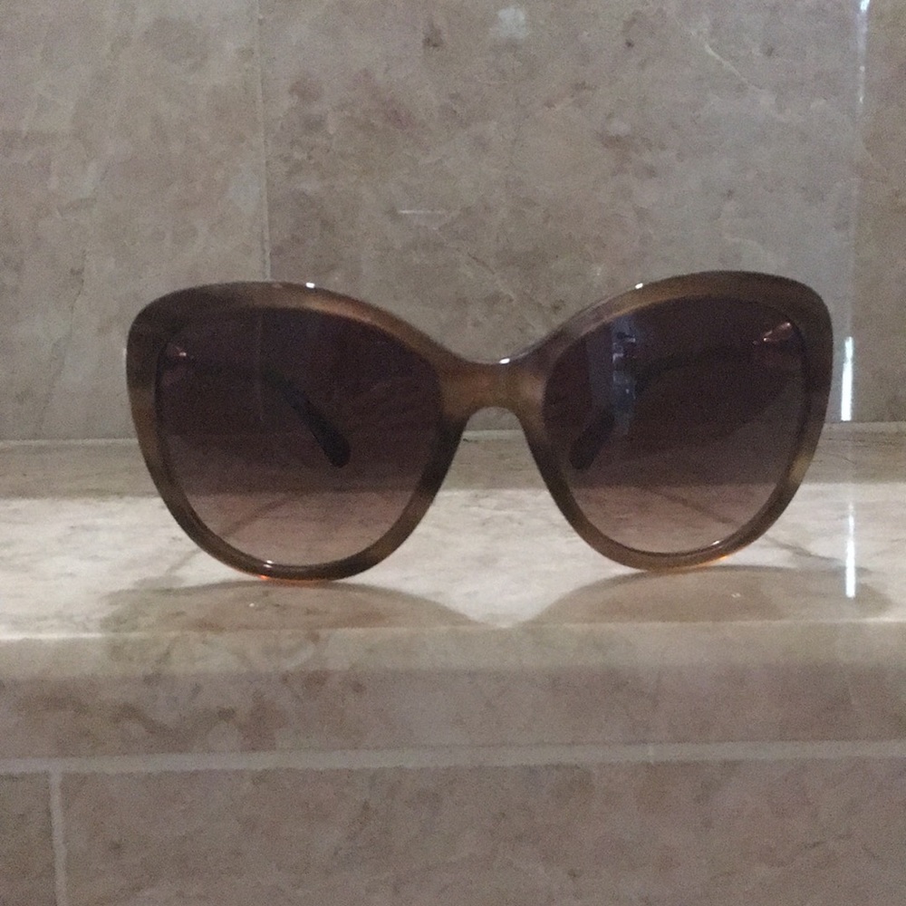 Chanel pearl sunnies
